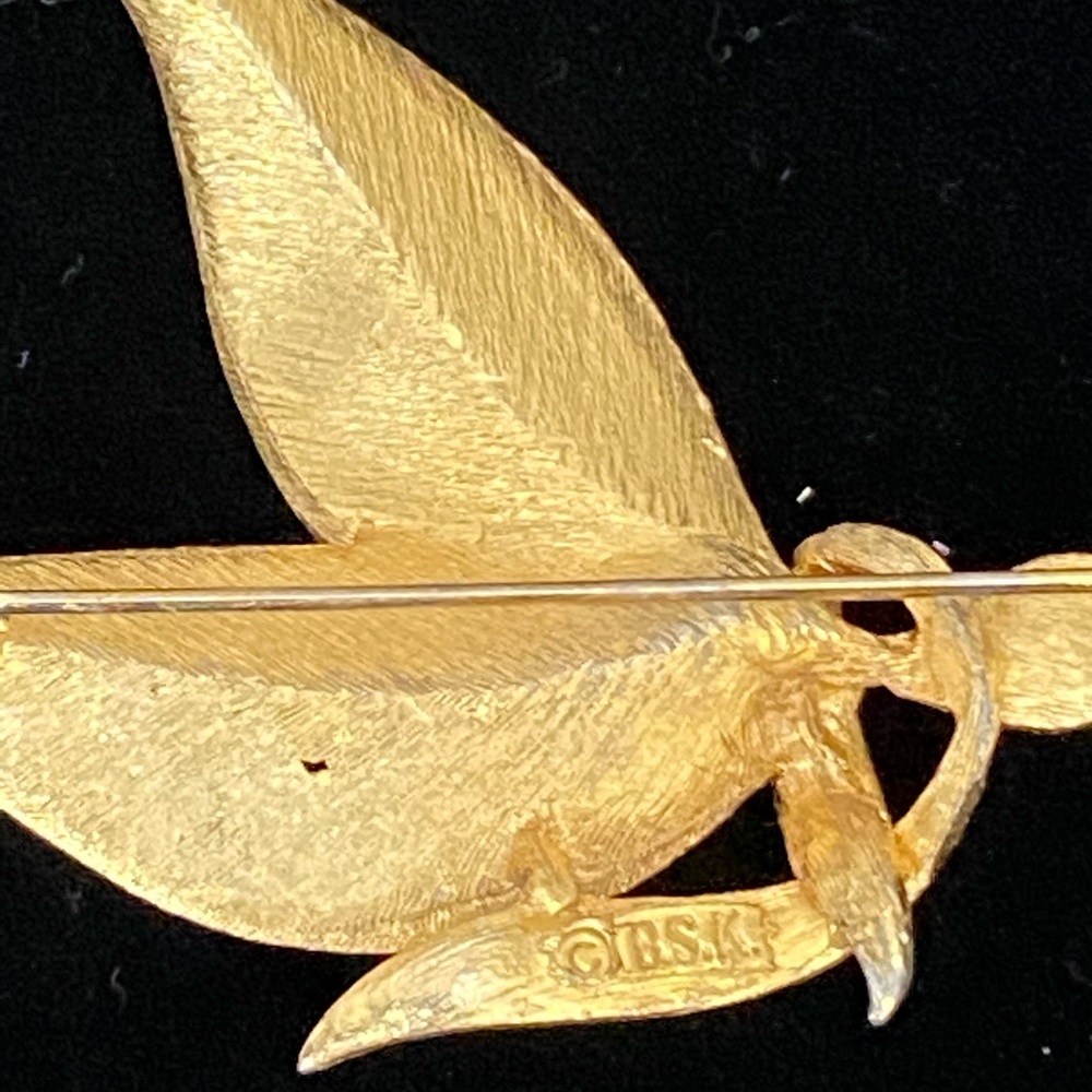 Vintage BSK Signed Brooch Pin Gold Tone Leaves - Picture 5 of 7